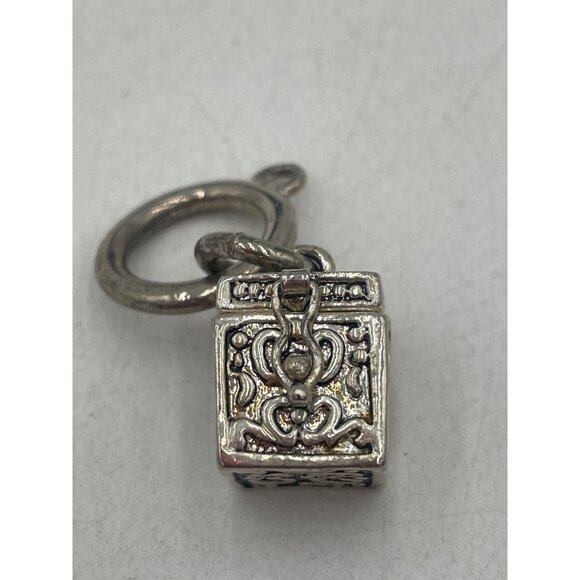 Vintage Silver Prayer Box Pendant Charm Ornate Design Unique Hinged Lid - Picture 4 of 8